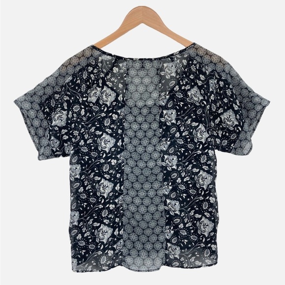 American Eagle Outfitters black and White Short Sleeve peasant Blouse xs - Picture 2 of 12